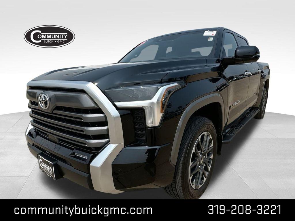 TOYOTA TUNDRA - 1