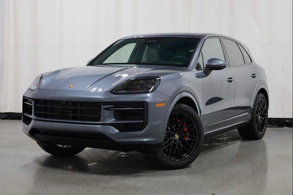 New 2026 Porsche Cayenne S