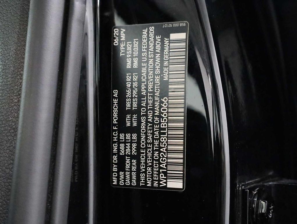 صورة 43 لـ 2020 Porsche MACAN MACAN GTS