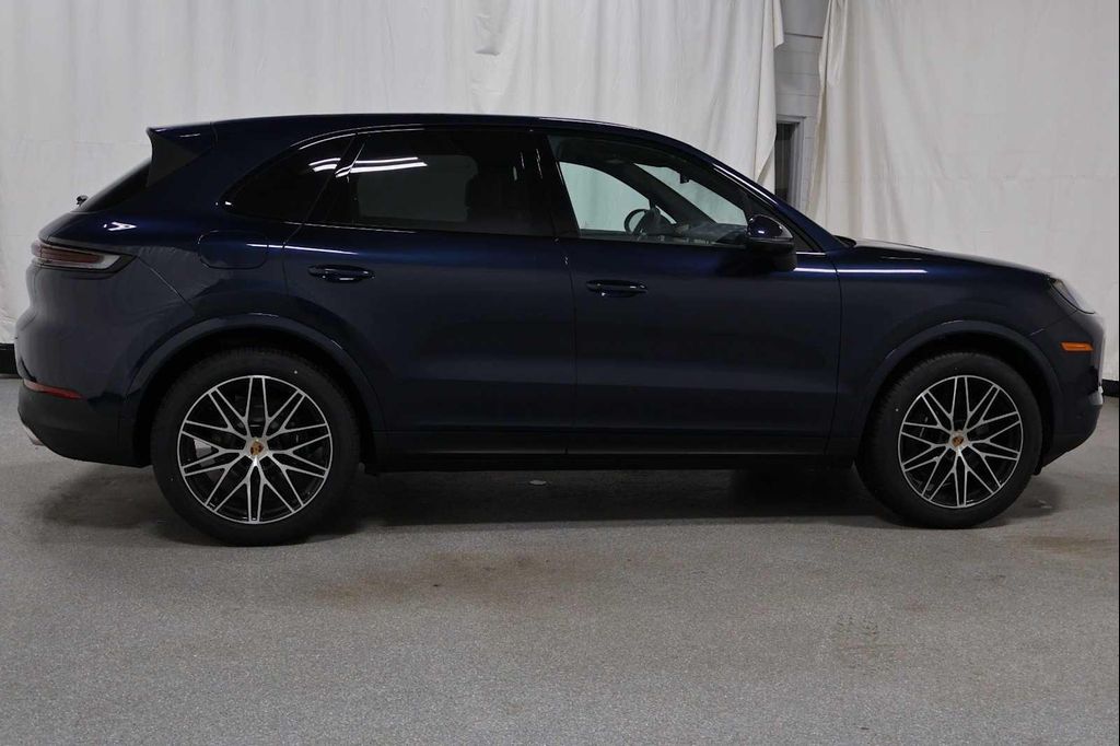 PORSCHE CAYENNE - 10