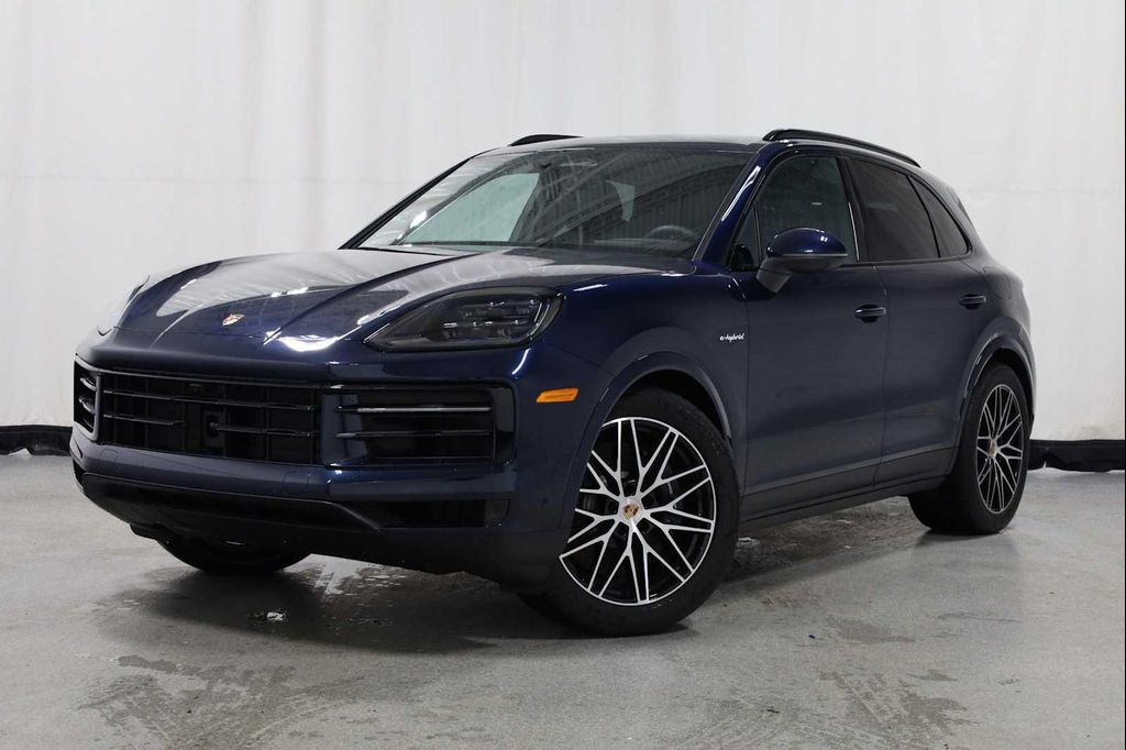 New 2026 Porsche Cayenne Cayenne E-Hybrid