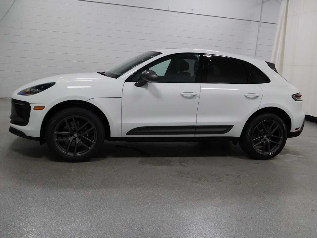 صورة 2 لـ 2026 Porsche MACAN