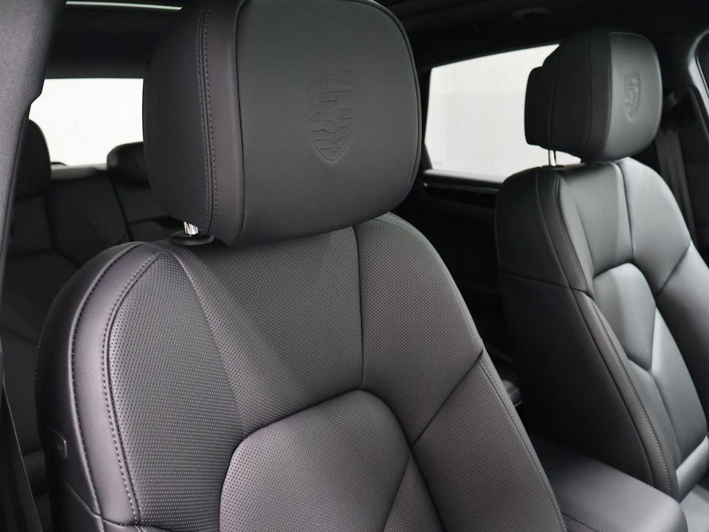 صورة مصغرة 22 لـ 2026 Porsche MACAN