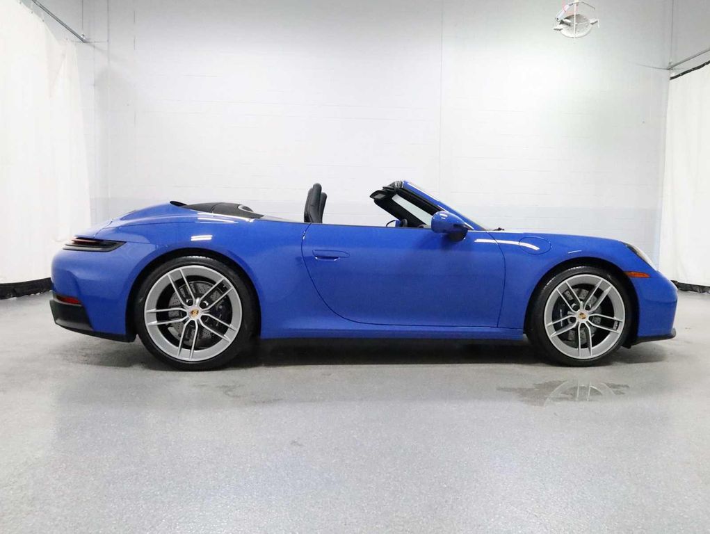 2025 Porsche 911 CARRERA 照片 10