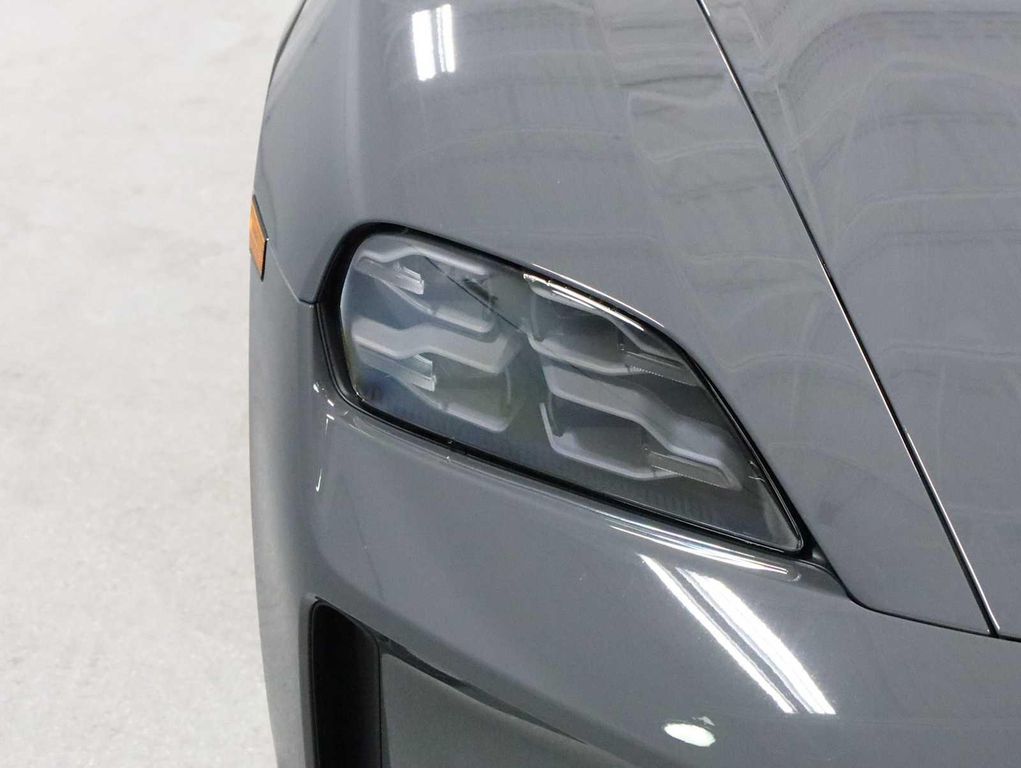 صورة مصغرة 15 لـ 2026 Porsche TAYCAN 4 BLACK EDITION