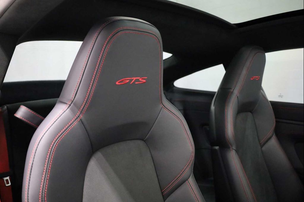 صورة مصغرة 22 لـ 2024 Porsche 911 911 CARRERA S