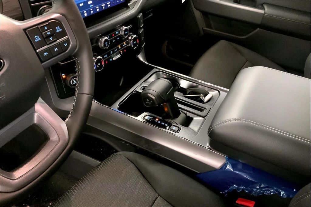 FORD F-150 XLT - 6
