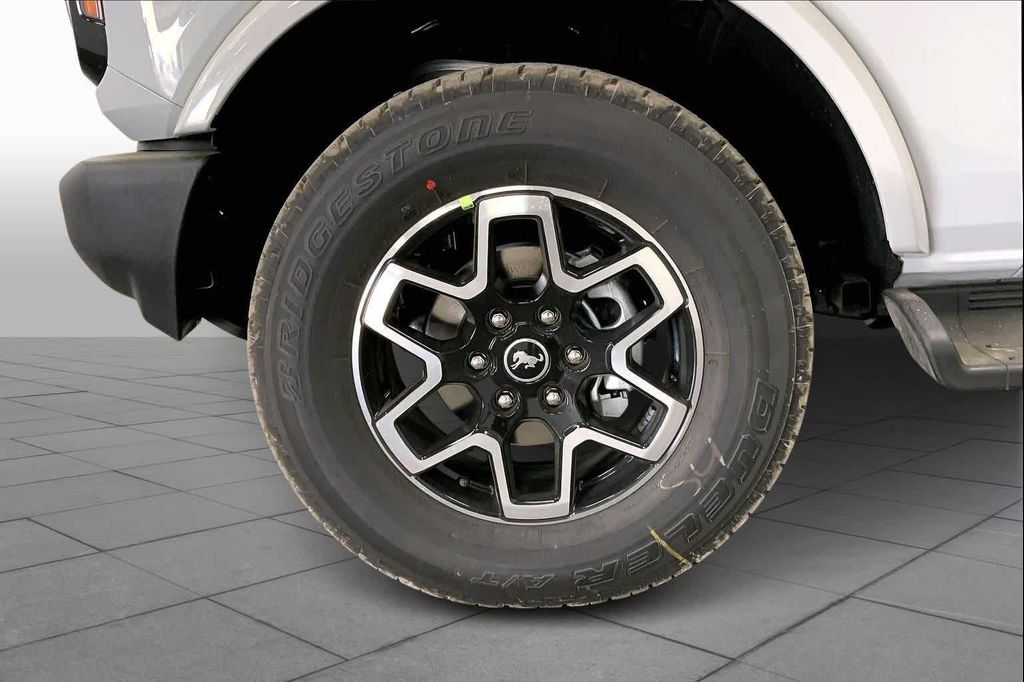 FORD BRONCO - 9