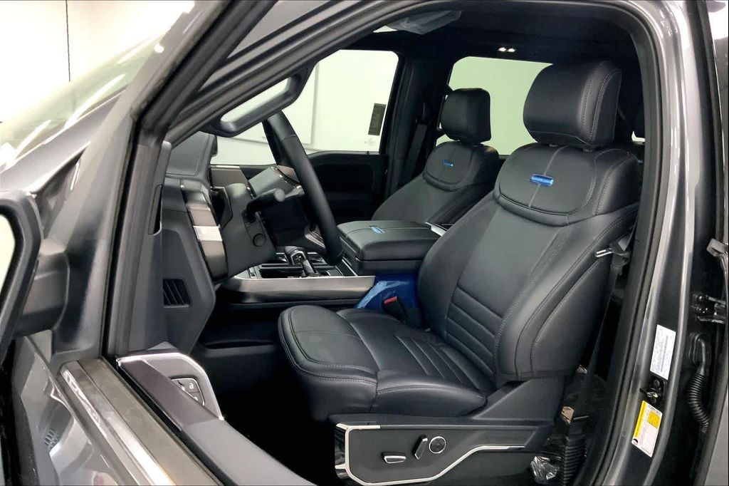 FORD F-150 PLATINUM - 8