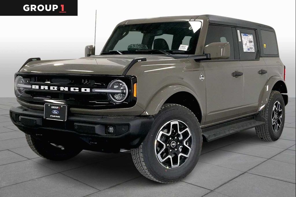 New 2026 Ford Bronco Outer Banks