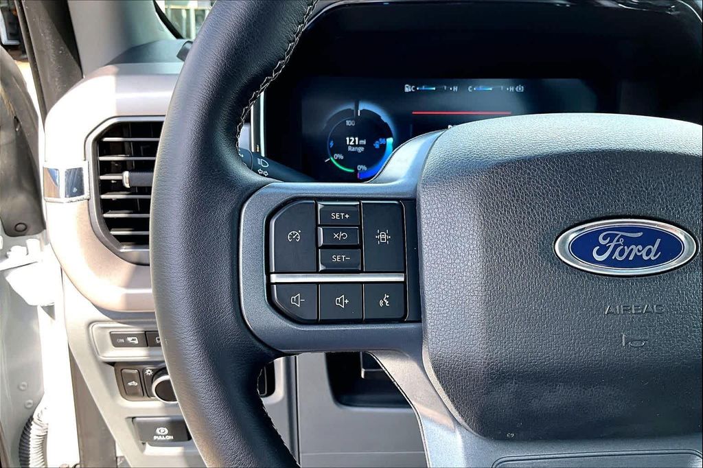 صورة مصغرة 23 لـ 2023 FORD F-150 LIGHTNING XLT