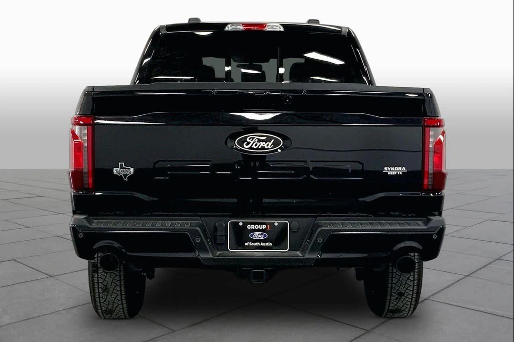 FORD F-150 XLT - 4