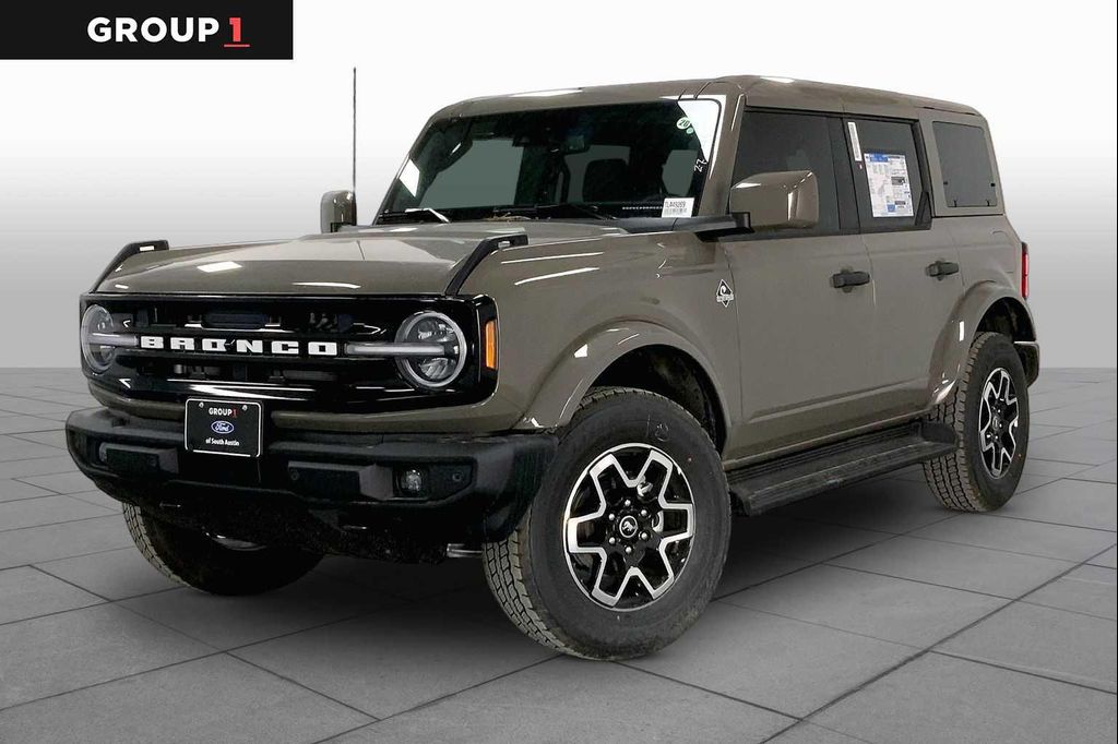 New 2026 Ford Bronco Outer Banks