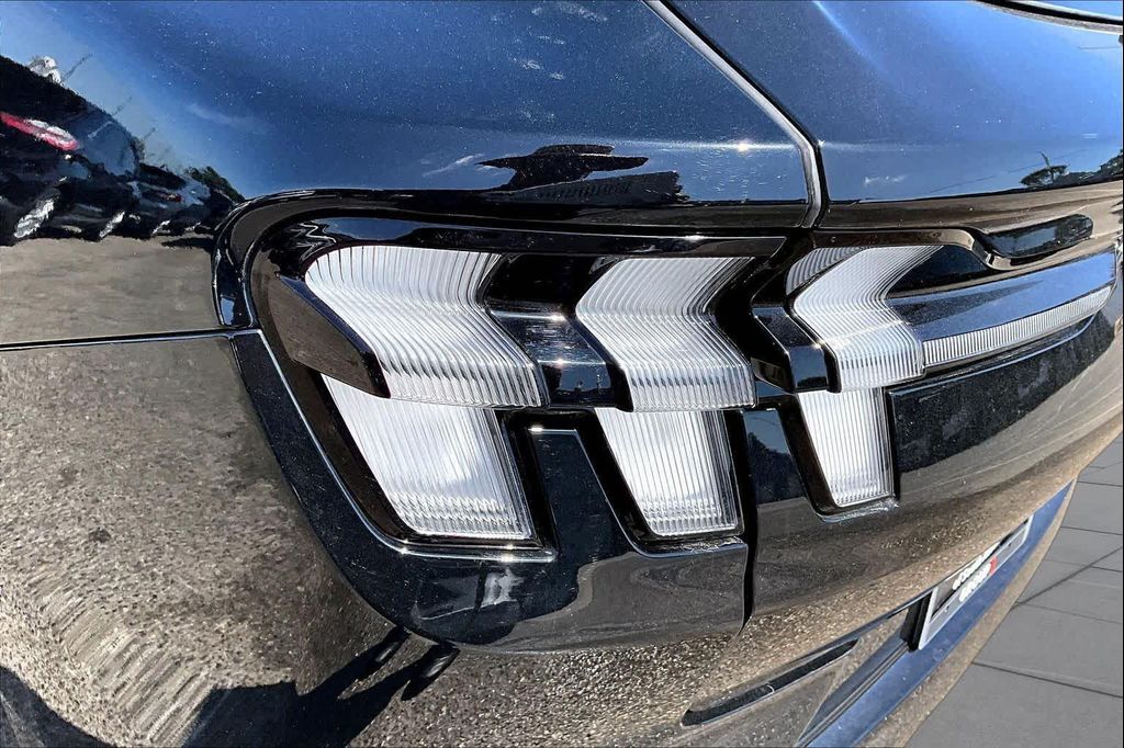 2025 FORD MUSTANG MACH-E PREMIUM 缩略图 31