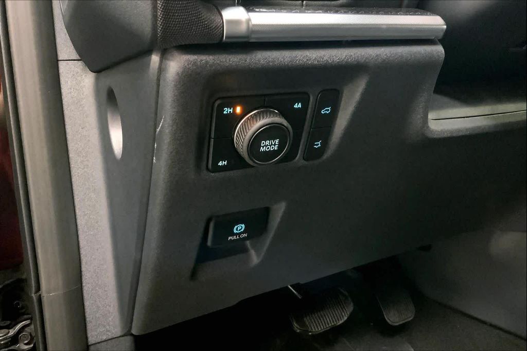 2027 FORD EXPEDITION PLATINUM — миниатюра 18