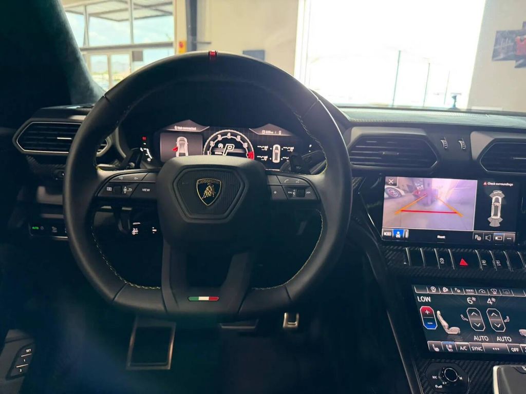 صورة مصغرة 35 لـ 2024 Lamborghini URUS PERFORMANTE