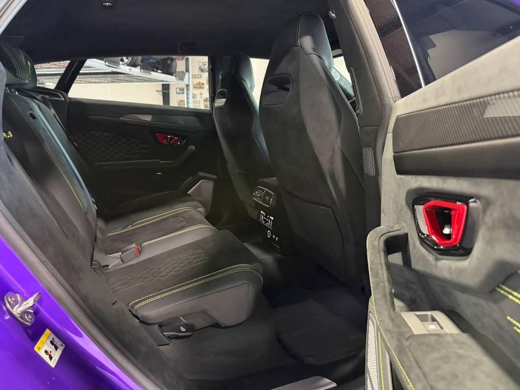صورة مصغرة 38 لـ 2024 Lamborghini URUS PERFORMANTE