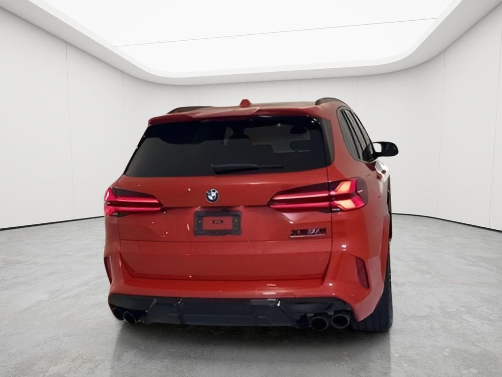 2026 BMW X5 M BASE 照片 2