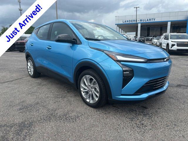 New 2027 Chevrolet Bolt LT FWD