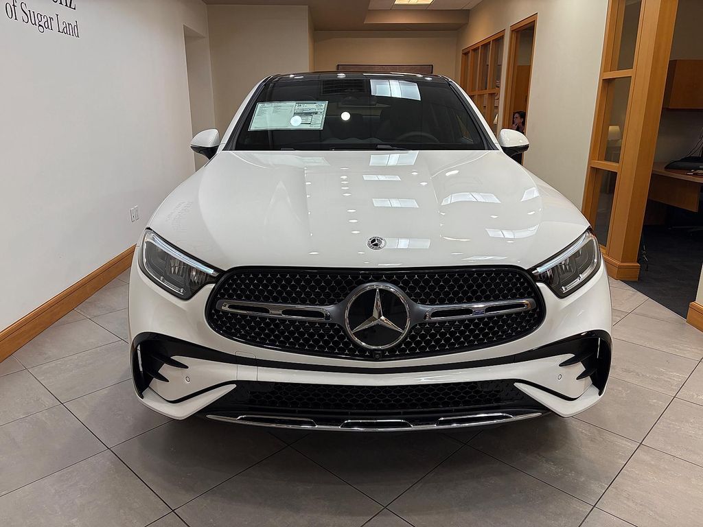 صورة 2 لـ 2026 Mercedes-BENZ GLC