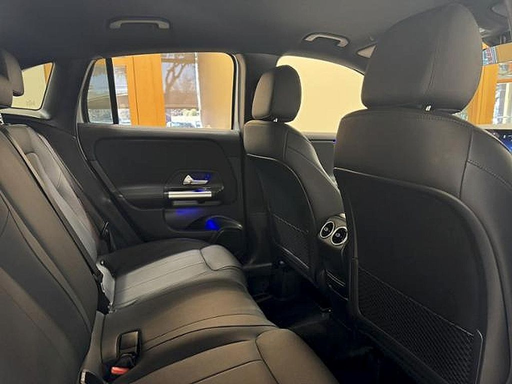 2025 Mercedes-BENZ GLA 缩略图 21