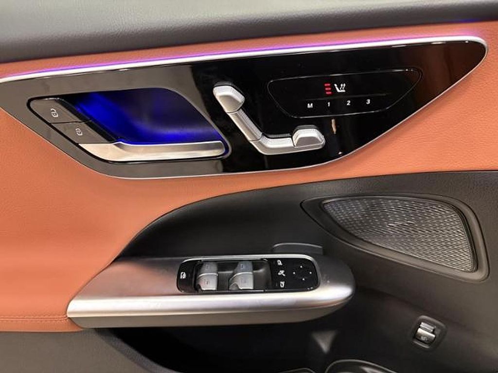 صورة مصغرة 11 لـ 2026 Mercedes-BENZ C-CLASS