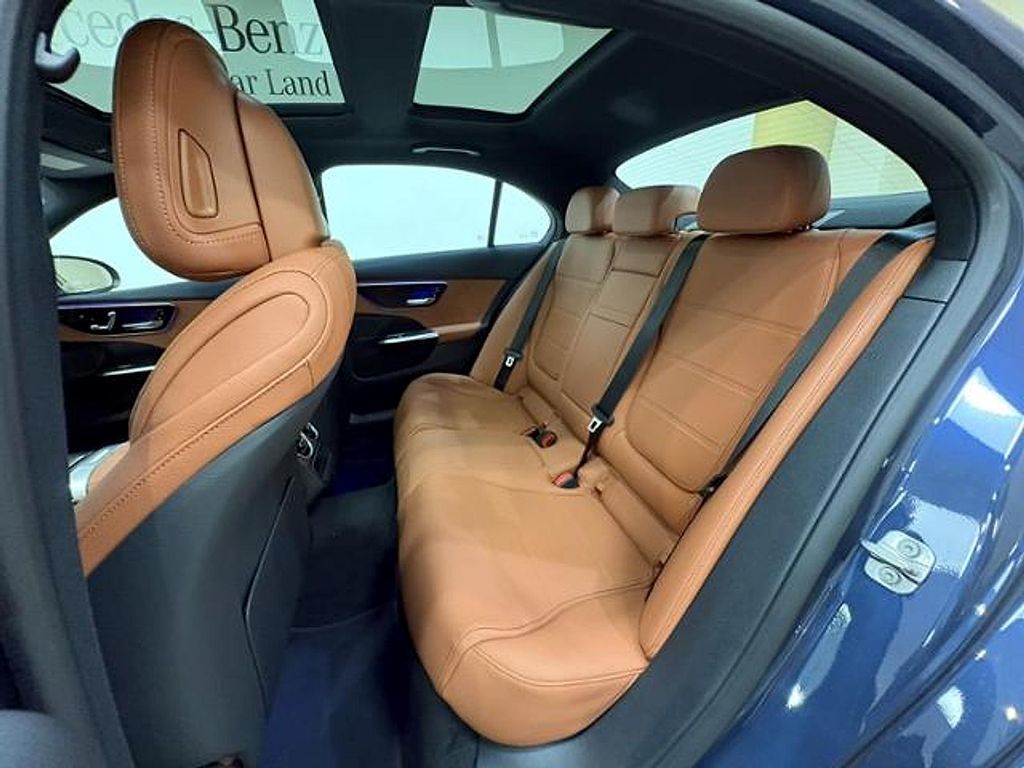 صورة مصغرة 20 لـ 2026 Mercedes-BENZ C-CLASS