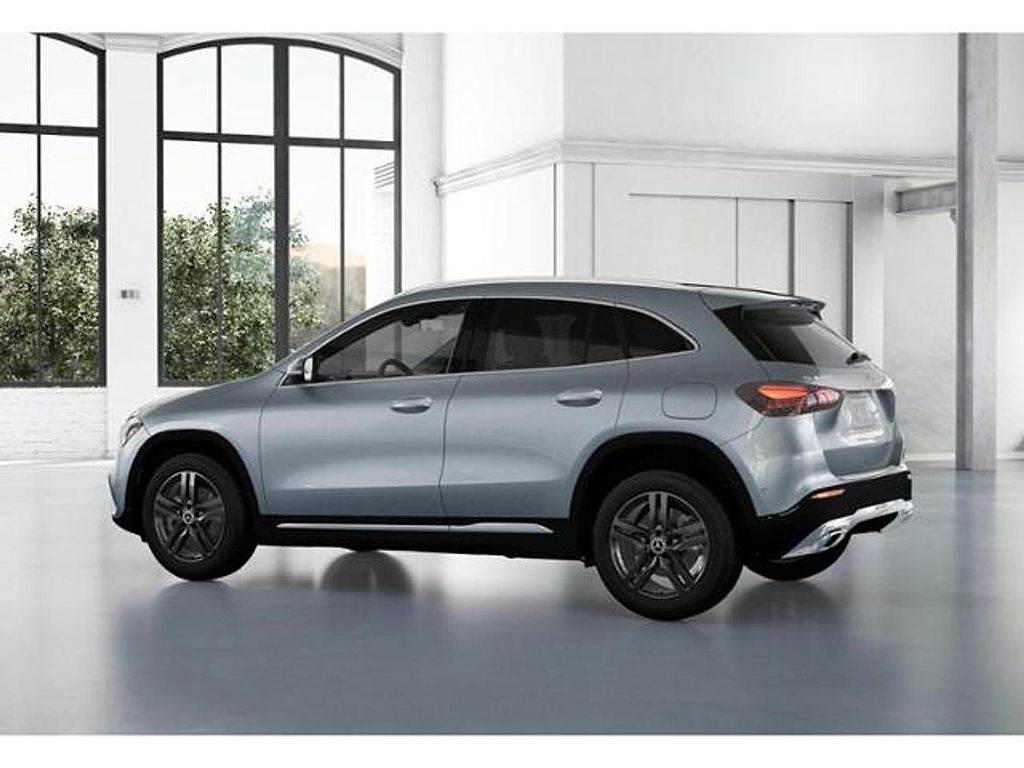 2025 Mercedes-BENZ GLA 缩略图 30