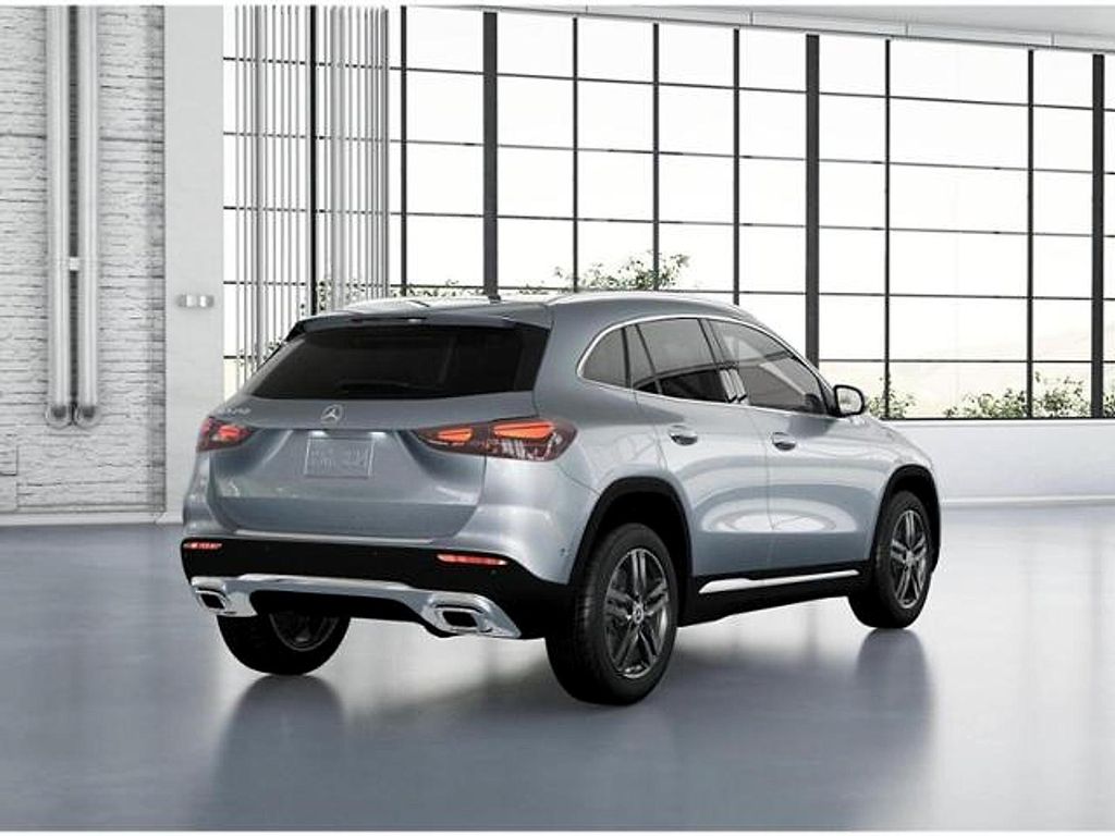 2025 Mercedes-BENZ GLA 缩略图 21