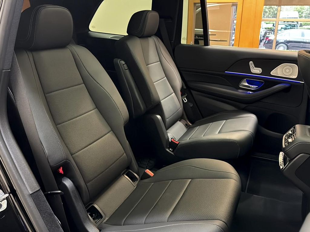 صورة مصغرة 14 لـ 2025 Mercedes-BENZ GLS