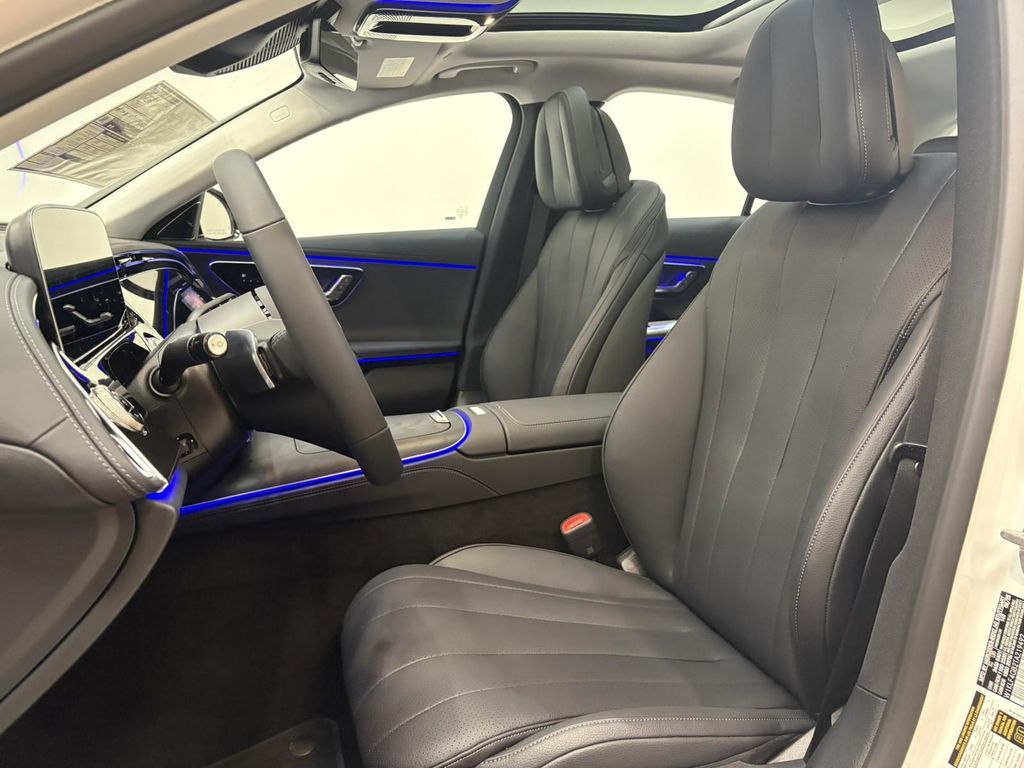 MERCEDES-BENZ E-CLASS - 6