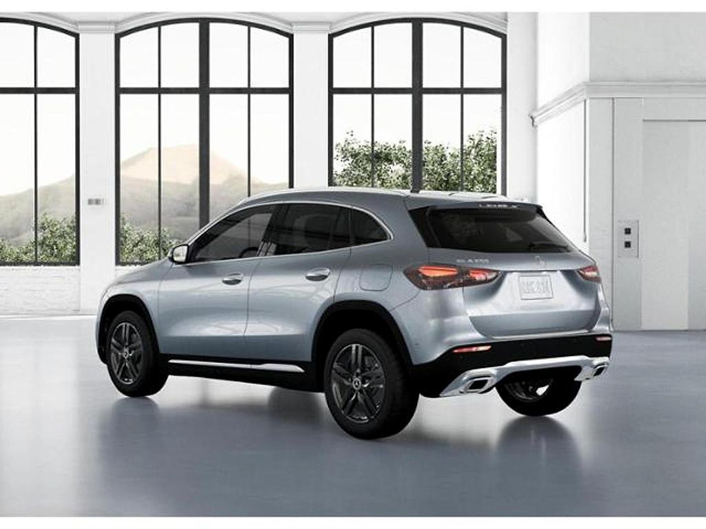 2025 Mercedes-BENZ GLA 缩略图 28