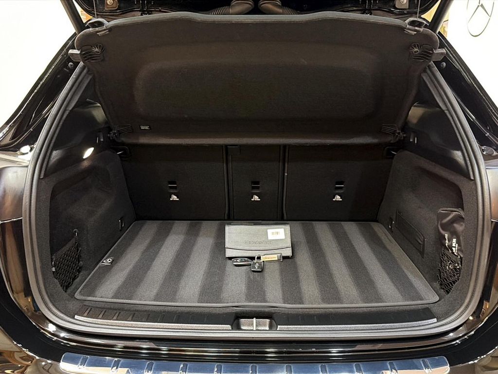 2025 Mercedes-BENZ GLA 缩略图 28