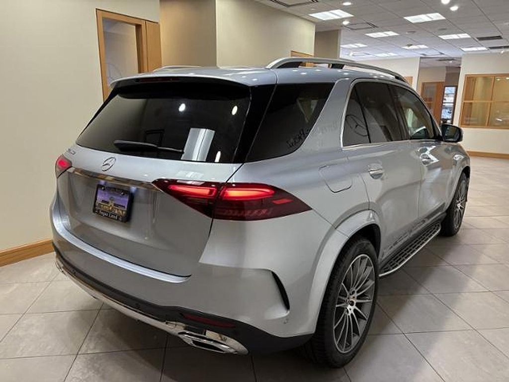 2026 Mercedes-BENZ GLE photo 5