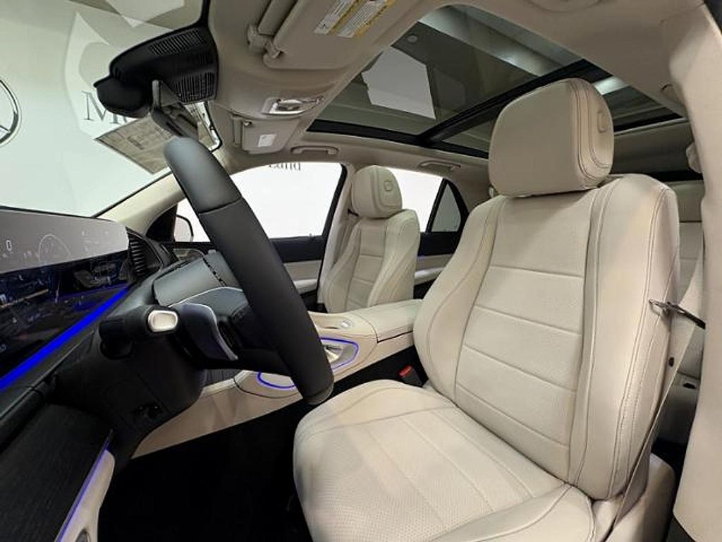 2026 Mercedes-BENZ GLE photo 7
