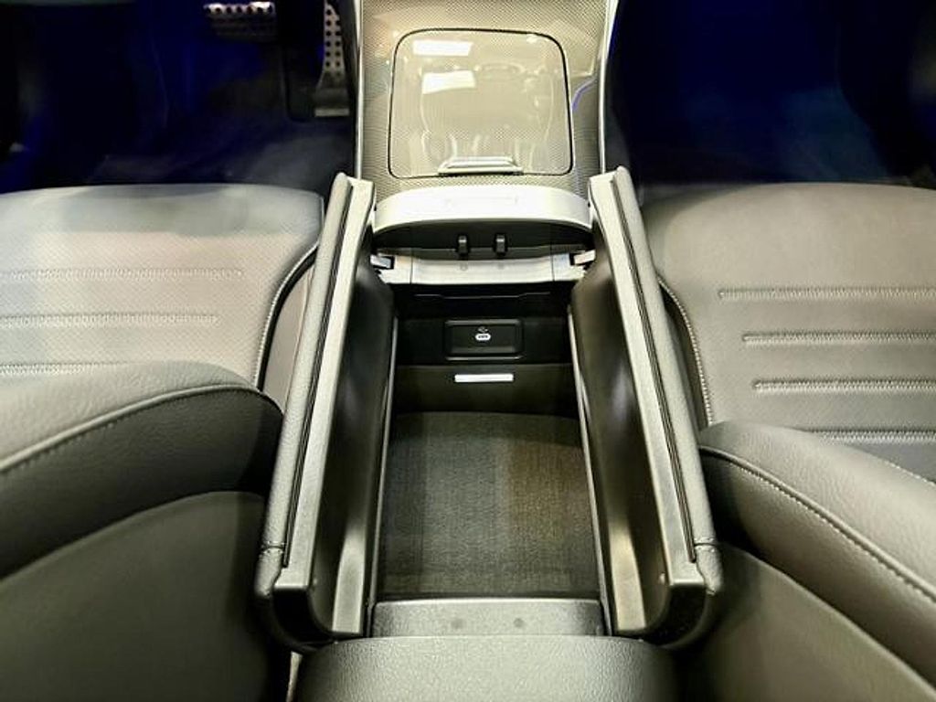 2026 Mercedes-BENZ C-CLASS — миниатюра 27
