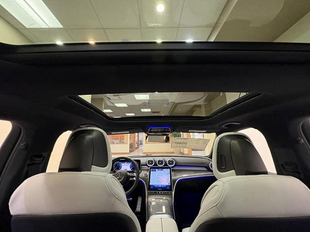 2026 Mercedes-BENZ C-CLASS — миниатюра 17
