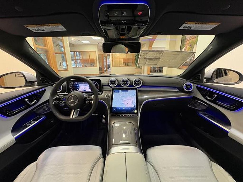 2026 Mercedes-BENZ C-CLASS — миниатюра 11