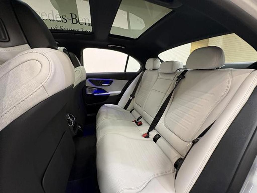 2026 Mercedes-BENZ C-CLASS — миниатюра 18