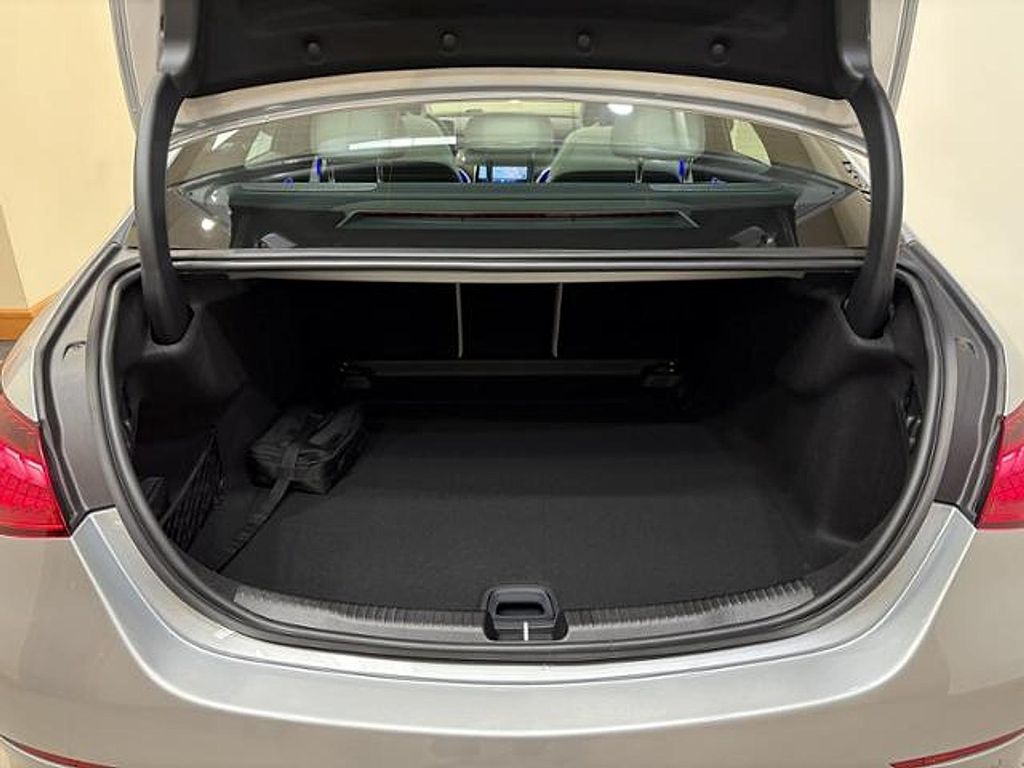 2026 Mercedes-BENZ C-CLASS — миниатюра 21