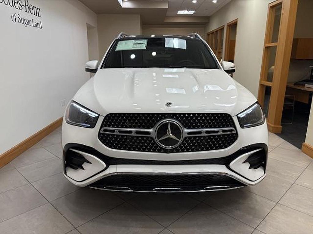 2026 Mercedes-BENZ GLE — фото 2