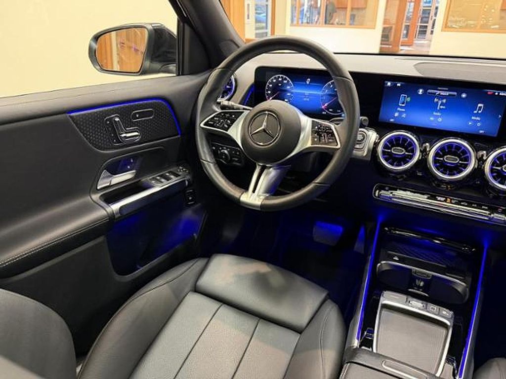 صورة 9 لـ 2025 Mercedes-BENZ GLB