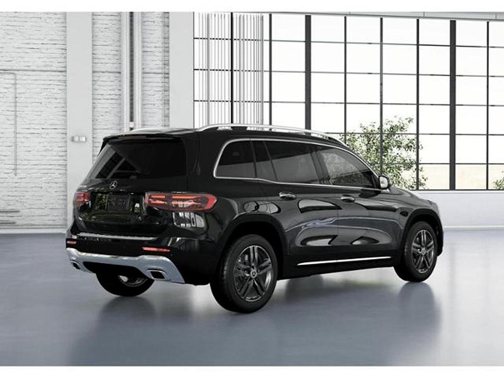 2025 Mercedes-BENZ GLB — миниатюра 20
