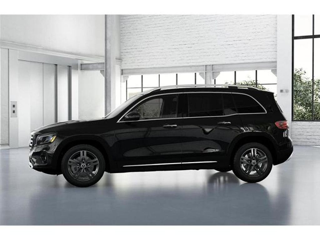 2025 Mercedes-BENZ GLB — миниатюра 34