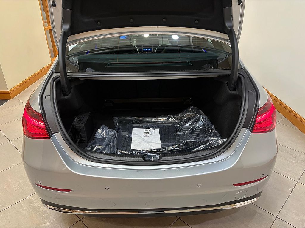صورة مصغرة 28 لـ 2026 Mercedes-BENZ C-CLASS