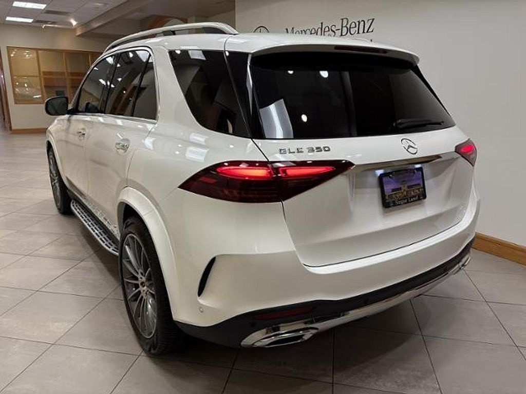 2026 Mercedes-BENZ GLE 照片 3