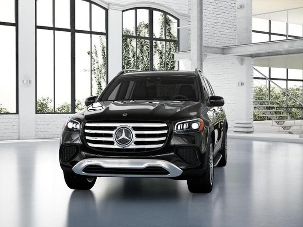 2025 Mercedes-BENZ GLS thumbnail 41