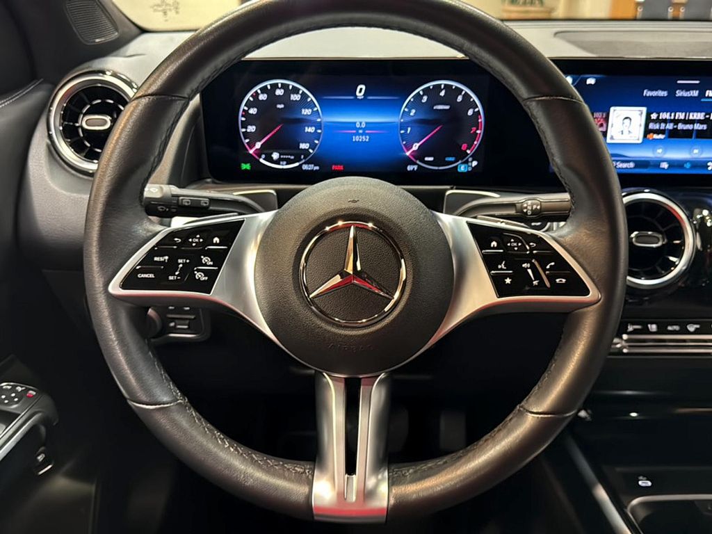 صورة مصغرة 21 لـ 2025 Mercedes-BENZ GLB