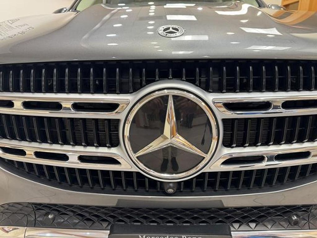 2025 Mercedes-BENZ GLE photo 10