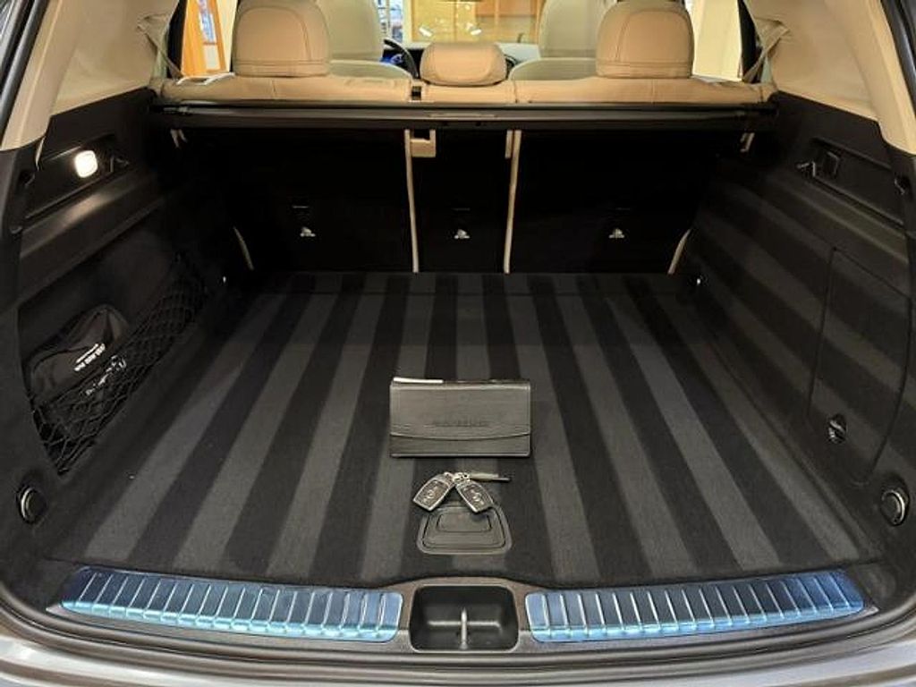 2025 Mercedes-BENZ GLE — миниатюра 36